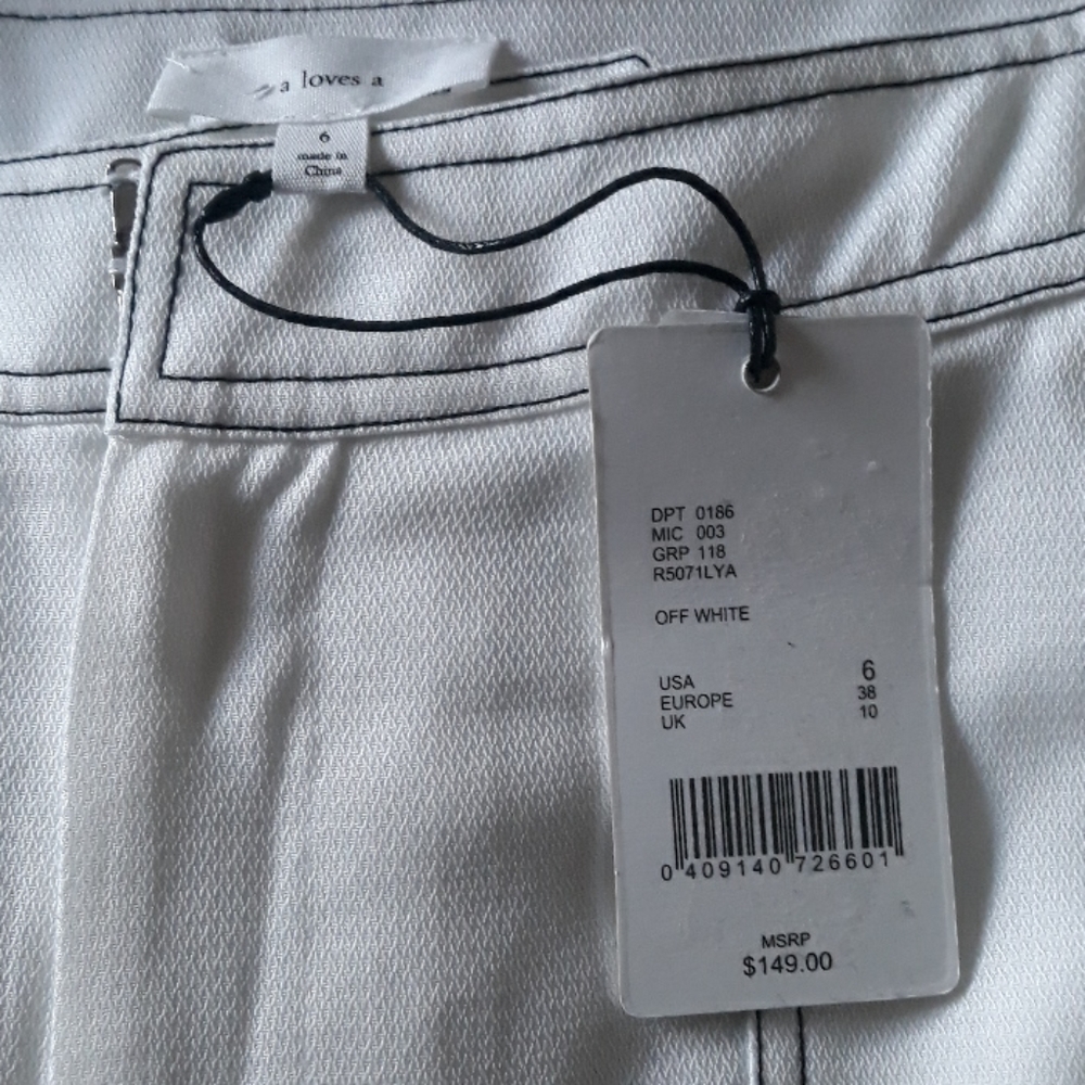Pants NWT - Picture 3 of 3
